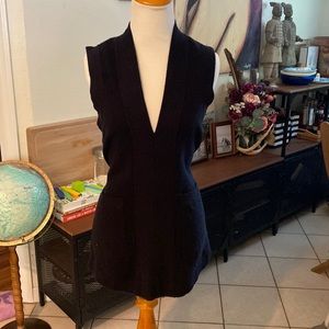 Anthropologie sleeveless black sweater tunic with pockets and tie